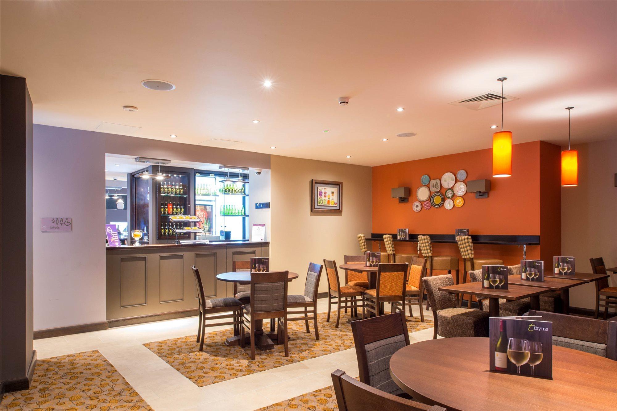 Premier Inn Manchester City Centre Екстериор снимка