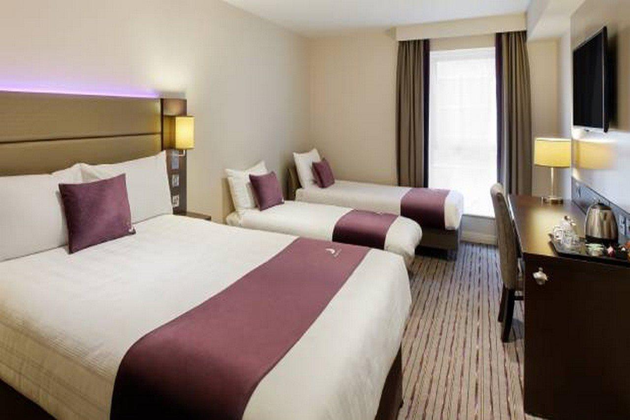 Premier Inn Manchester City Centre Екстериор снимка